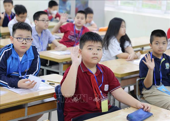 Trong tổng số gần 1300 thí sinh dự thi sơ khảo, Ban tổ chức sẽ chọn ra 200 thí sinh đạt điểm cao nhất bước vào vòng chung khảo. Ảnh: Thanh Tùng - TTXVN 